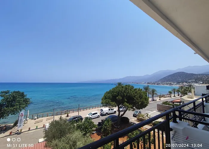 Diamond Beach Apts & Studios